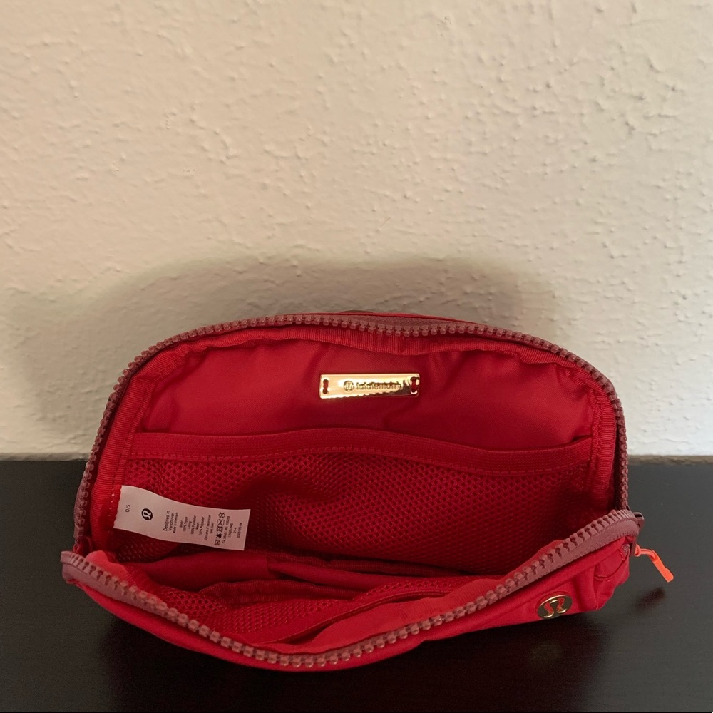 lululemon Lunar New Year Everywhere Belt Bag in Dark Red/Smoky Red Gold NWT New - Picture 9 of 16